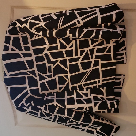 Jacket - Picture 2 of 4